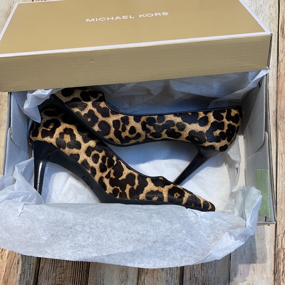 Michael Kors Dorothy Flex Leopard-print Pumps In Cheetah Hair Calf - NEW IN BOX - Picture 4 of 5